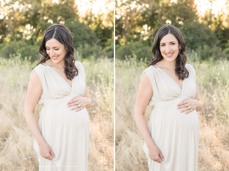 Goldenhour maternity session in field | Bay Area Maternity Photographer | Bethany Mattioli Photography