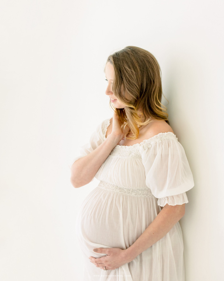 Simple and Timeless Maternity Photography in the Bay Area